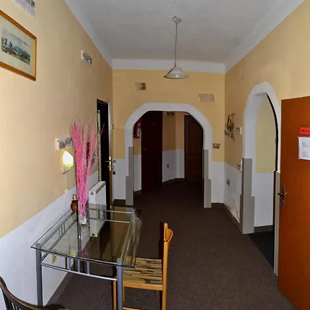 Πανσιόν Vysehrad Nonstop Český Krumlov