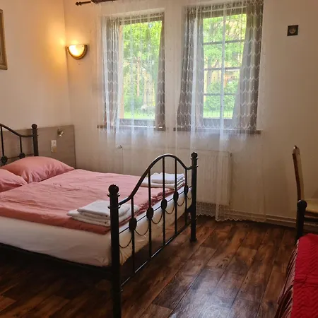 Vysehrad Nonstop 3* 체스키크룸로프