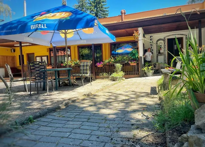 Vysehrad Nonstop Πανσιόν 3*